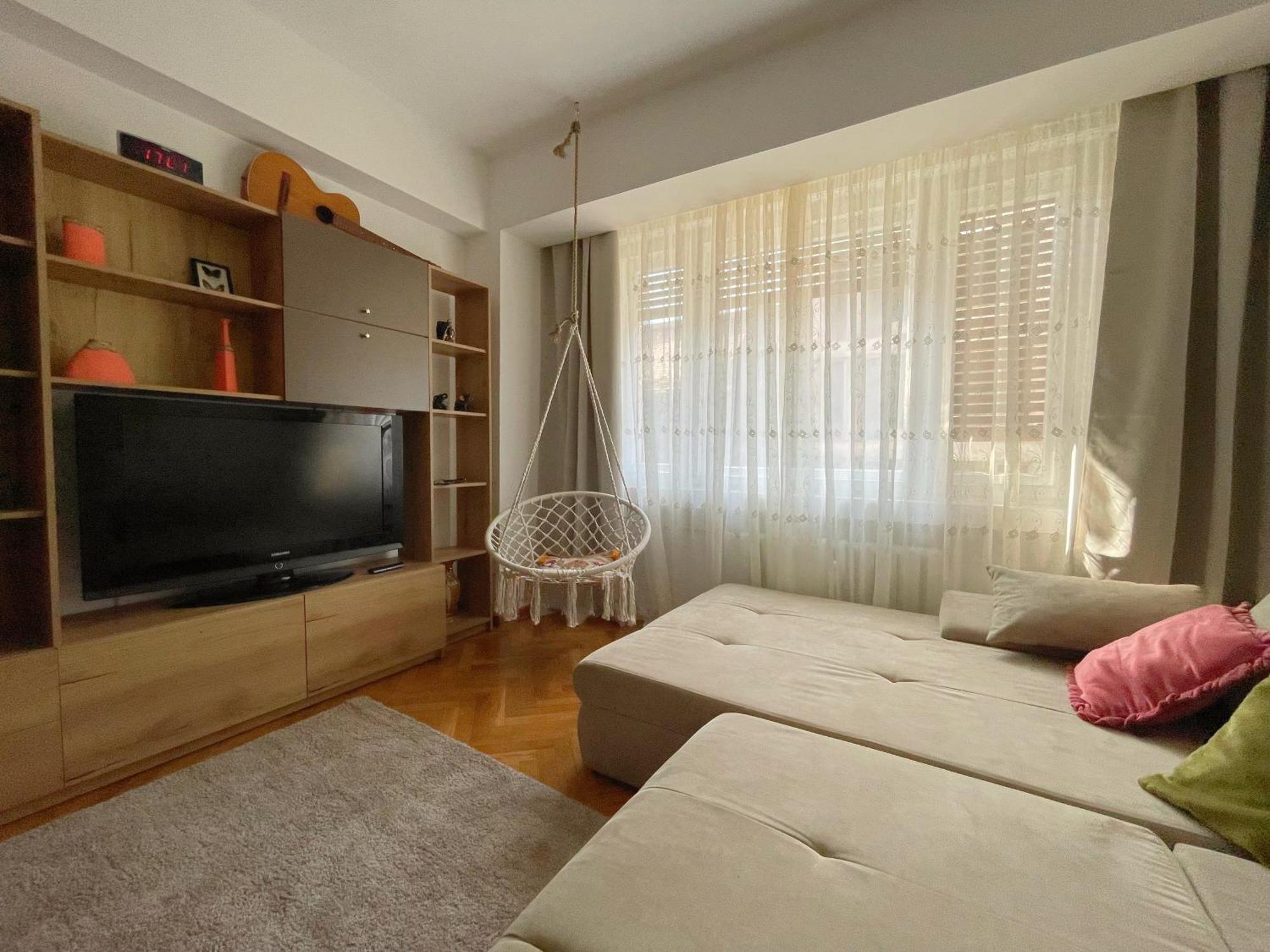 Relax Old Town Apartment Орадя Екстер'єр фото
